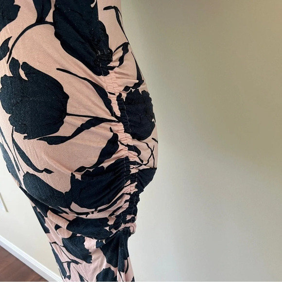 A Pea In The Pod pink short sleeve pullover maternity dress w/ flowers Size S - Picture 5 of 6